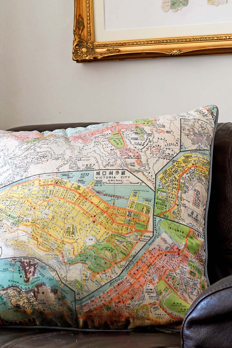 HK Map cushion sofa