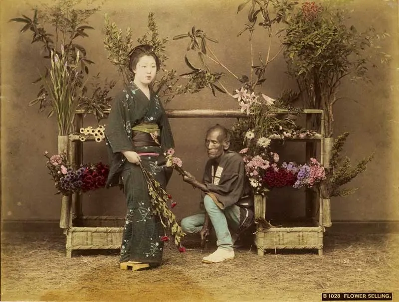 Kusakabe Kimbei selling flowers