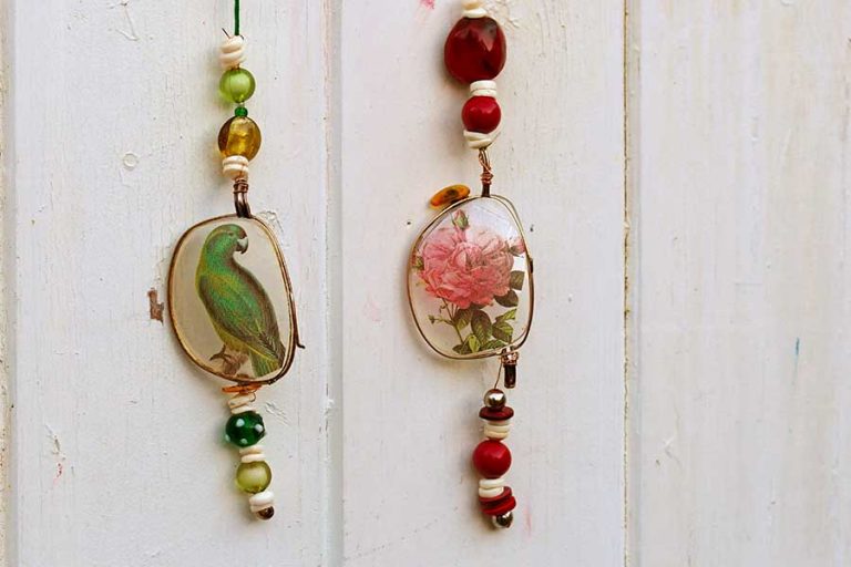 How To Make Repurposed Eyeglasses Ornaments For Christmas